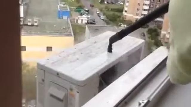 Мойка внешнего блока кондиционера парогенератором Karcher смотреть онлайн