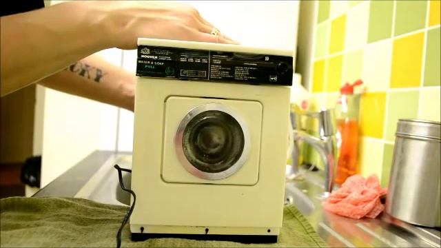 My Casdon Hoover Electron 1100 Toy Washing Machine (modified) Full Wash Cycle And Final Spin (sold)