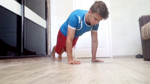 Как уверенно отжиматься? Как отжиматься больше? смотреть онлайн