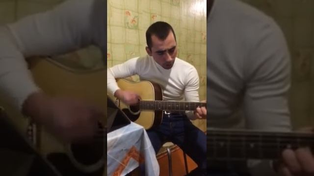Классная песня под гитару. А над городом дым... смотреть онлайн