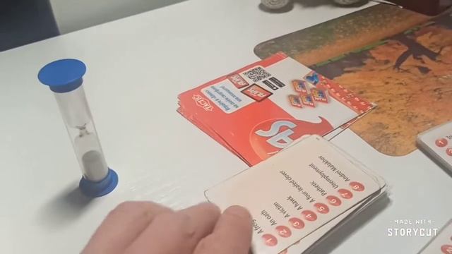 ALIAS(скажи иначе) -крутая игра для большой компании???? смотреть онлайн