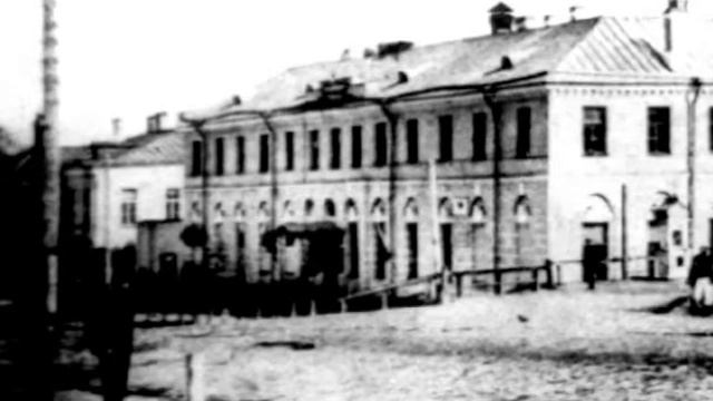 История Луги - Первые здания в Луге смотреть онлайн