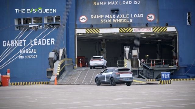 New BYD Dealership Opens In Manila смотреть онлайн