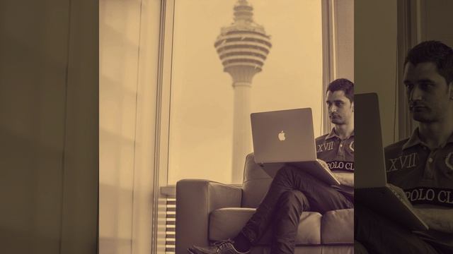 Groovy Backdrops for Work from Home смотреть онлайн