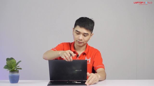 "CỰC PHẨM" màn hình OLED giá siêu rẻ - Asus Zenbook Flip UX363EA | LaptopWorld смотреть онлайн