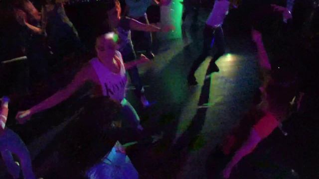 Зумба инструктор Надежда Смагулова смотреть онлайн