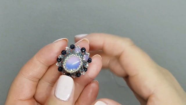 Оплетение Кабошона бисером. Мастер Класс. Cabochon Braiding Beaded. Master Class! Часть 2. смотреть онлайн