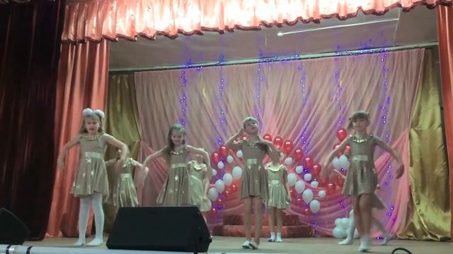 Танец «Домовёнок» смотреть онлайн