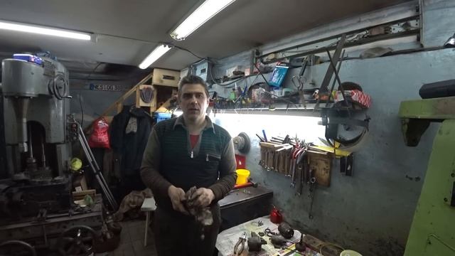 Ремонт стартера на Мицубиси Шариот, экшен камера . смотреть онлайн