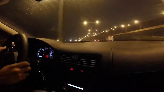 TEST DRIVE VOLSKWAGEN BORA 2.0 | VOLKSWAGEN CLASICO смотреть онлайн