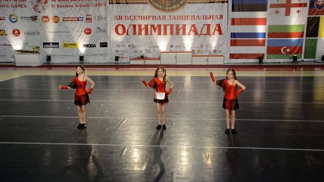 Всемирная Олимпиада в Москве "Я не шмакодявка" студия эстрадного танца "Двойной форсаж" смотреть онлайн