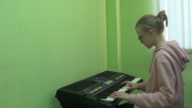 Дж.Мородер"Flach dance" смотреть онлайн
