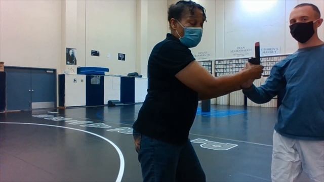 MJC PE Judo & Self Defense When Should I Use Gun Retention Techniques смотреть онлайн
