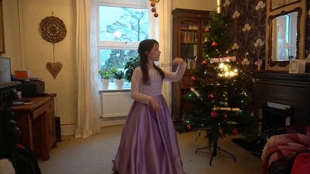 147. НОВОГОДНЕЕ ПОЗДРАВЛЕНИЕ ОТ ФЕИ МАЙИ смотреть онлайн