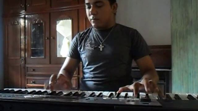 Testando meu novo Yamaha PSR-E233 смотреть онлайн