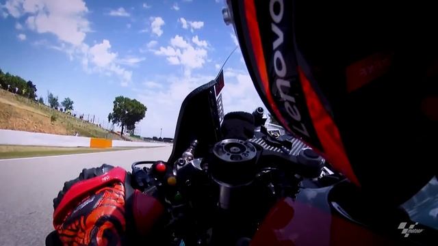 MotoGP™ Workshop: What do the different buttons on the GP22 do? смотреть онлайн