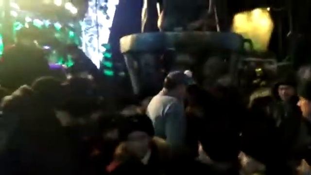 Новогодняя елка в байк центре ночные Волки в г. Москва смотреть онлайн
