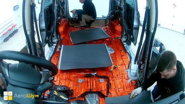 Шумоизоляция пола с арками Honda Stepwgn в уровне Комфорт. АвтоШум. смотреть онлайн