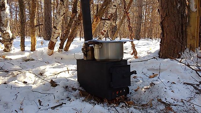 Bushcraft Survival Shelter, Winter Camping in Snow смотреть онлайн