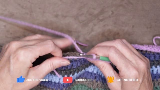 How to Join a New Ball of Yarn ? CROCHET CLASS 15 ? Joining Yarn Middle of Row смотреть онлайн