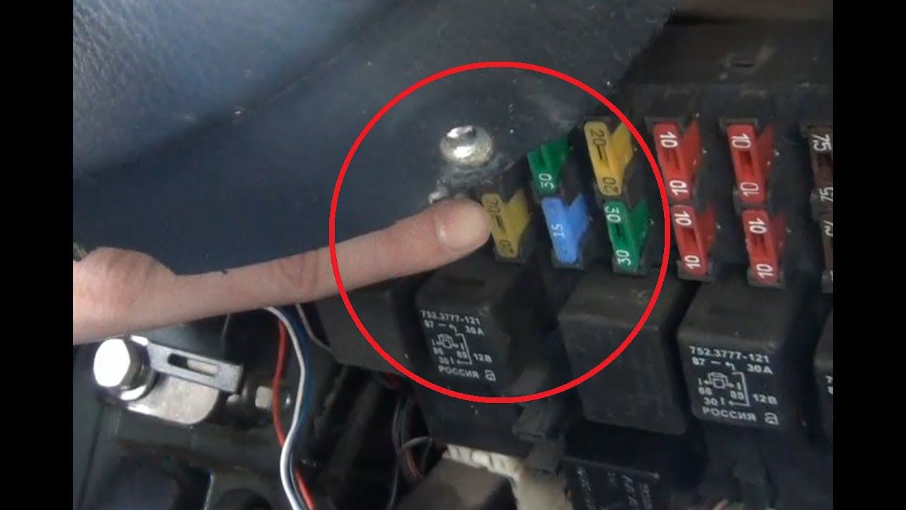 Замена предохранителя прикуривателя и звукового сигнала на Chevrolet - Niva смотреть онлайн