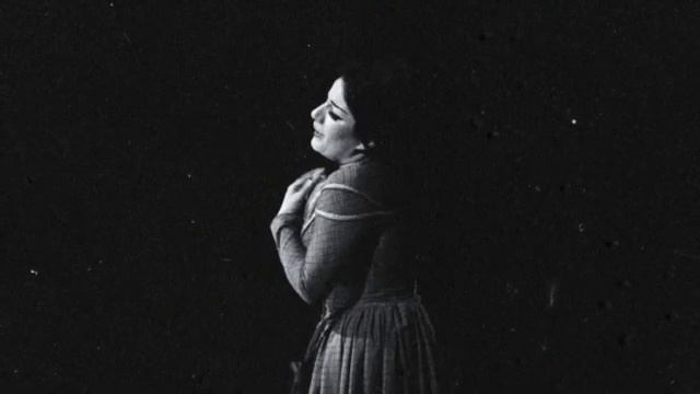 "Spiritus Sanctus" Mietta Sighele PEROSI - IL NATALE DEL REDENTORE - CITTA DEL VATICANO 28.10.1971 смотреть онлайн