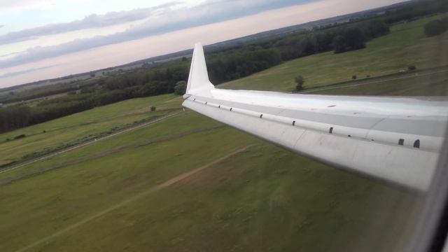 Lufthansa CRJ900 landing at Ferihegy airport Budapest смотреть онлайн