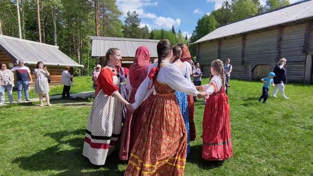 «Троицкие гуляния» в музее «Малые Корелы» смотреть онлайн