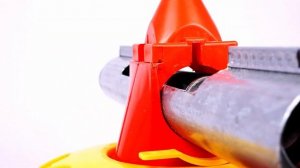 Автоматическая кормушка для бройлеров на 12 секций UFARM /  Automatic broiler feeder UFARM