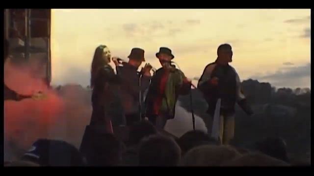 Аттракцион Воронова/Attraction Voronova - До свидания лето (Concert Version)