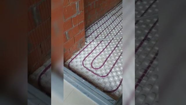 Теплый пол #rehau. Два варианта под полусухую стяжку. смотреть онлайн