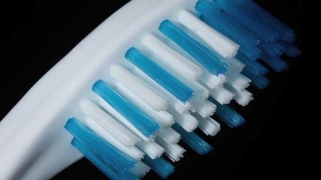 Breaze Tooth Brush смотреть онлайн