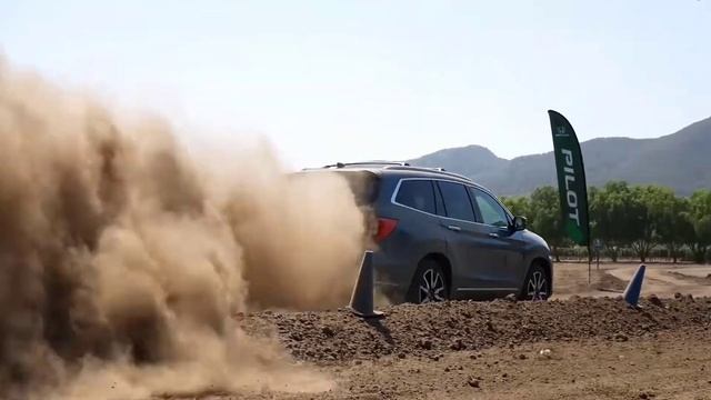 3rd Generation Honda Pilot - Go Bold or Stay Home смотреть онлайн