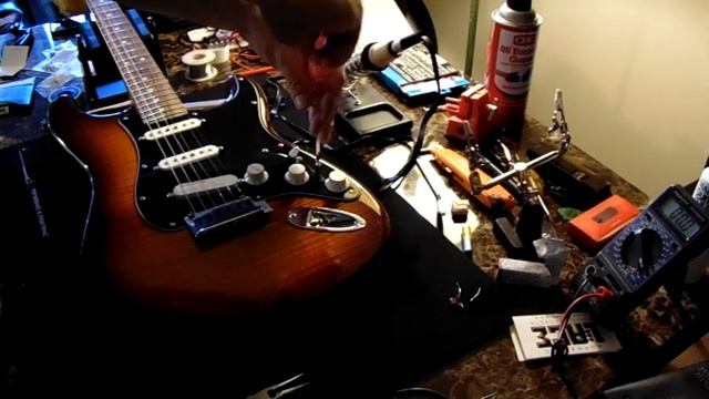 Fender player stratocaster plus top capacitor MOD смотреть онлайн