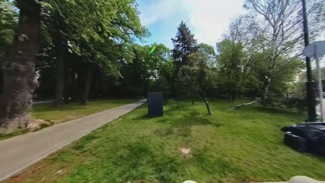 Плача на лавочке с малышом после выписки из роддома не знала куда идти… А услышав разговор медсесте смотреть онлайн