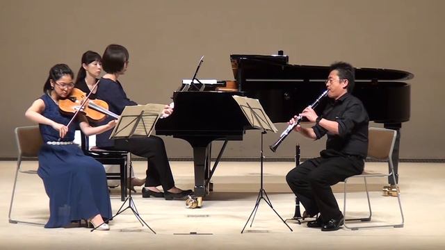 Max Bruch / Eight Pieces (Acht Stücke), Op. 83 for clarinet, viola and piano. No.1, 4, 6 смотреть онлайн