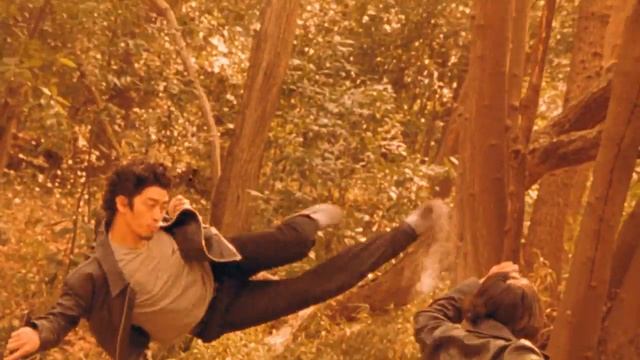 Versus 2000 BDRip 720p X264 DTS JP EN 1 002