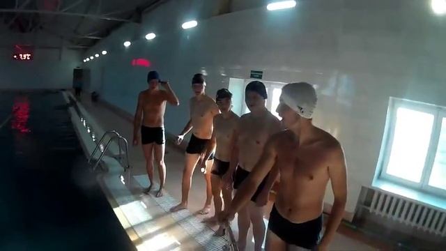 Попрыгали в бассейне :D SJ4000 CAM смотреть онлайн