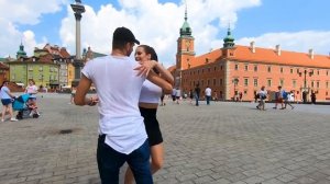 Танцы на площади