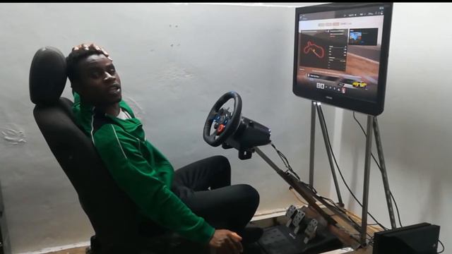 Vinny-ID PLAYSEAT CHALLENGE-Logitech G29 steering wheel Gran Turismo™SPORT смотреть онлайн