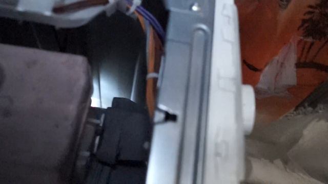 Открыть заблокированную дверь, люк стиральной машины Bosсh смотреть онлайн