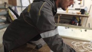 Монтаж зеркала для шкафа купе