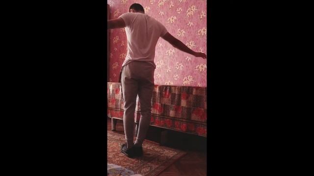 ?♂️Крутой фокус как подняться в воздух на 2 секунды ) смотреть онлайн