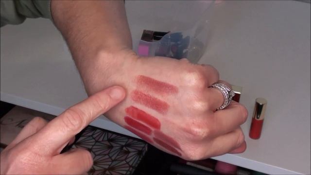 Makeup Collection Declutter - Sample Lipsticks смотреть онлайн