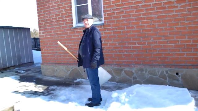 Зачем снег в теплице / 