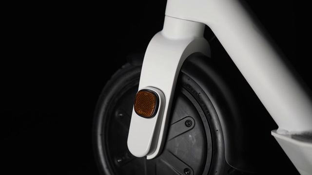OKAI NEON E-Scooter | Bluetooth compatible with app & atmospheric lights смотреть онлайн