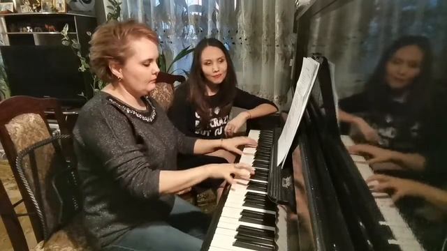 Суета-это друг или враг...- автор Н.Мухамеджанова, исп.Н.Мухамеджанова и А.Коробова смотреть онлайн