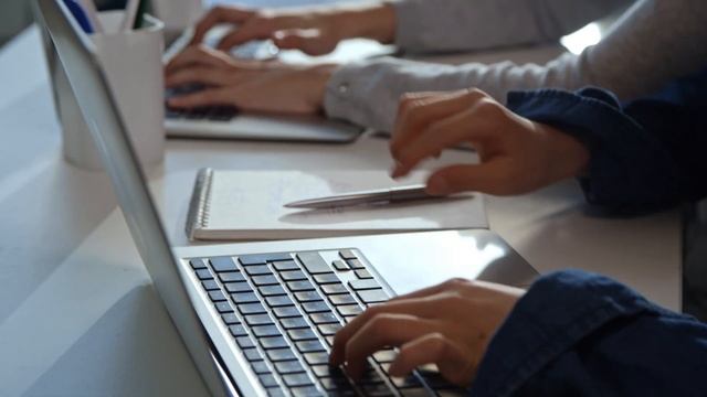 Как найти работу за границей? Переезд в США, Израиль, Литву, Турцию смотреть онлайн