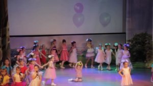 Песня Топ-Топ Топает Малыш!!! Народный ансамбль танца "Малахит"г.Чайковский