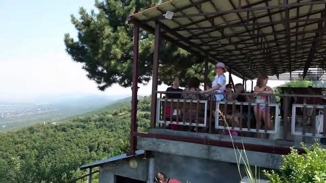 Сигнаги - город любви. Ресторан Qiziki. Панорамный вид